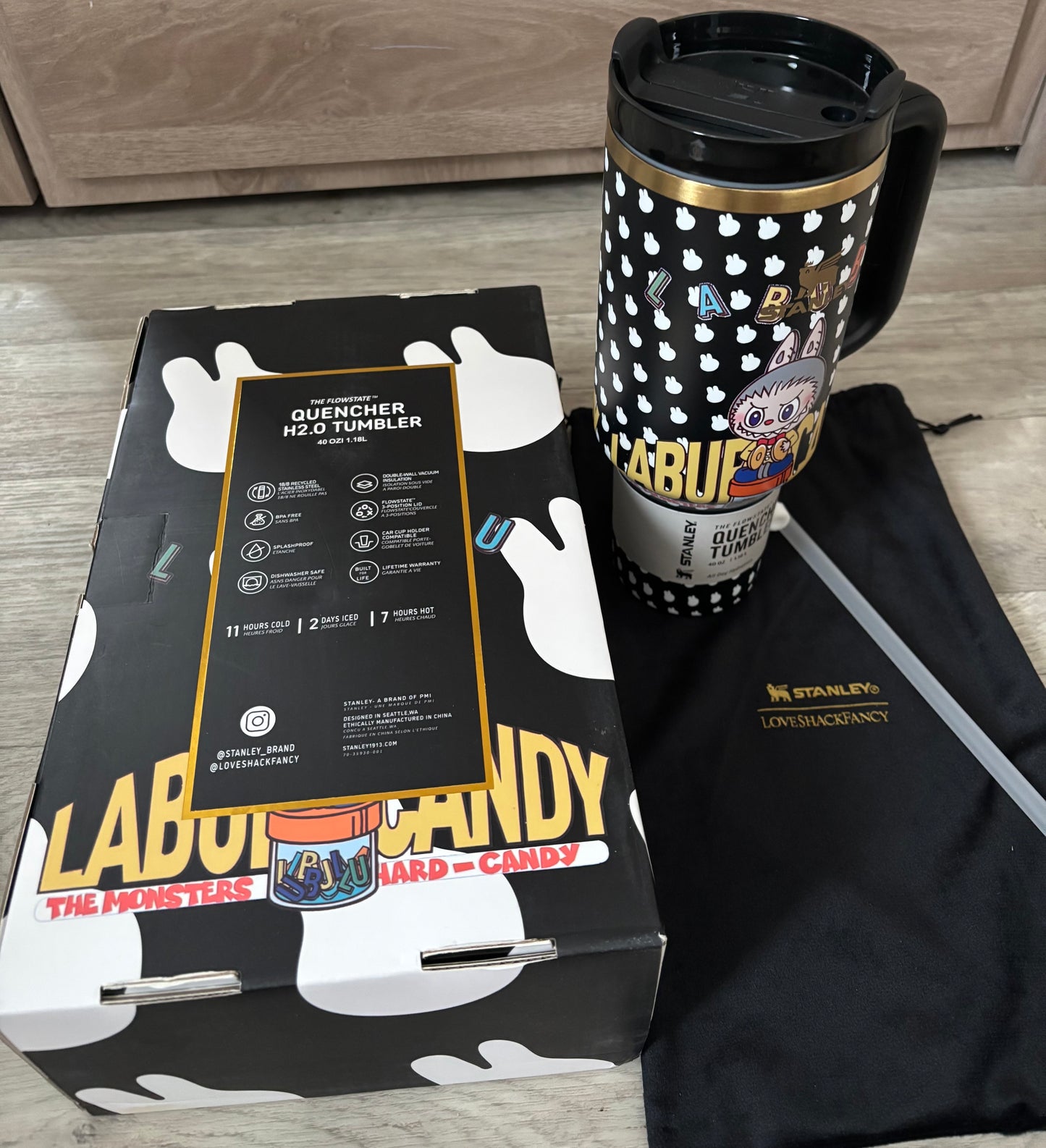 Stanley x Labubu – Gourde Isotherme Black(Noire) Édition Limitée (Collector)
