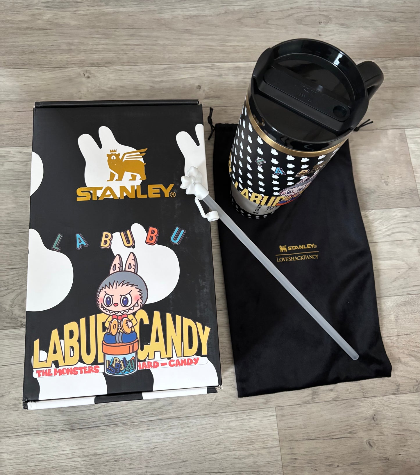 Stanley x Labubu – Gourde Isotherme Black(Noire) Édition Limitée (Collector)